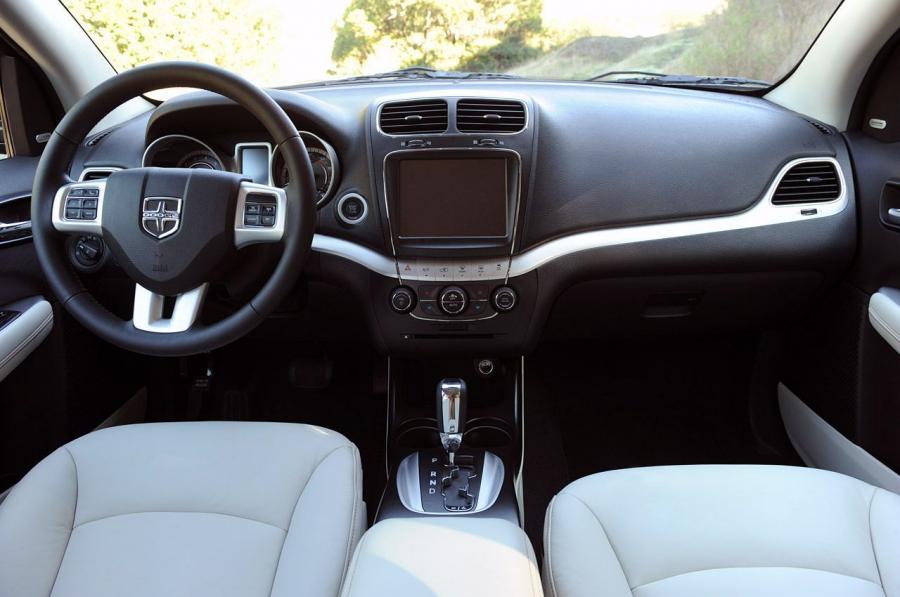  Dodge Journey 2011 года  (фото 27 из 69)